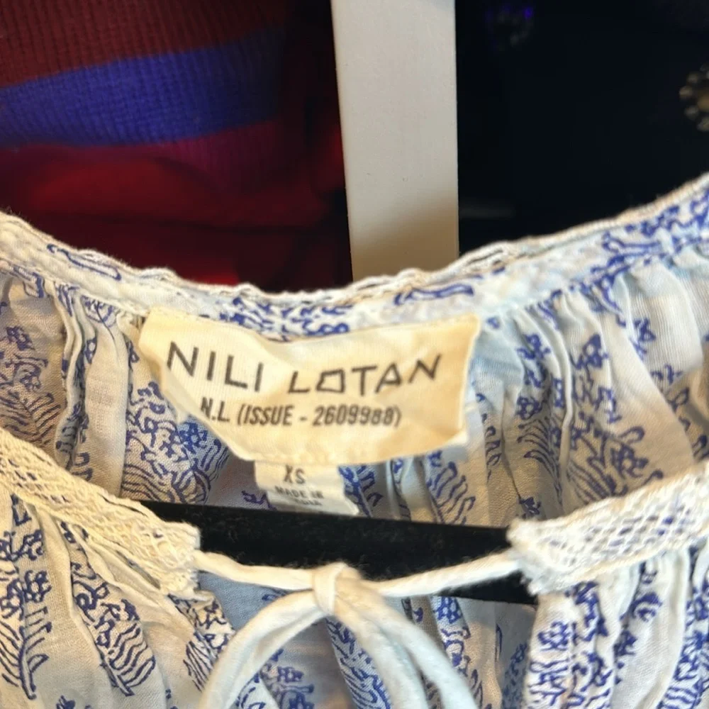 Nili Lotan White Peasant Top with Blue Floral Print - Picture 2 of 3